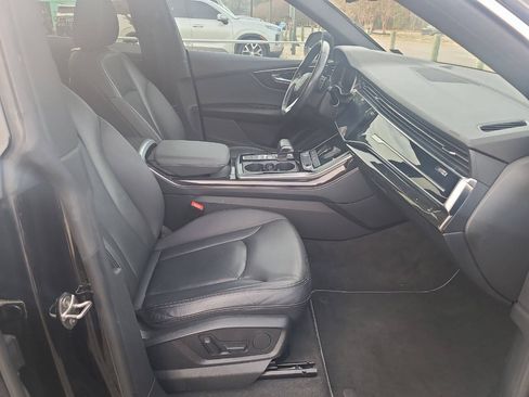 Used 2019 Audi Q8 Premium AWD/4WD image 32