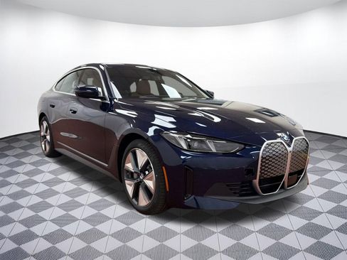 New 2026 BMW i4 xDrive40i AWD/4WD image 6