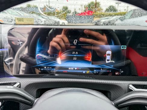 New 2025 Mercedes-Benz CLA 45 AMG 4MATIC image 27