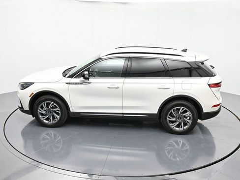 New 2026 Lincoln Corsair Premiere image 35