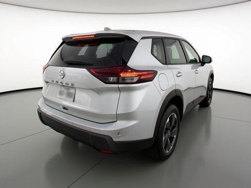 Used 2025 Nissan Rogue SV image 9