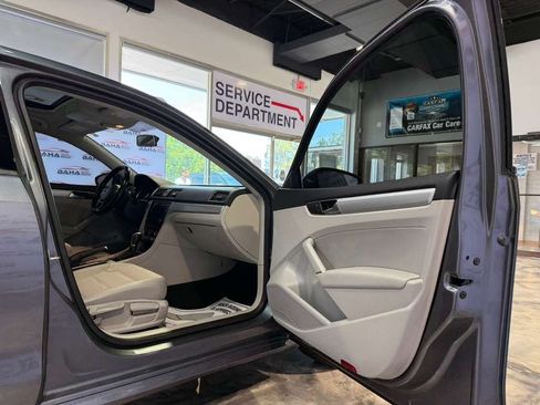 Used 2019 Volkswagen Passat 2.0T Wolfsburg FWD image 25