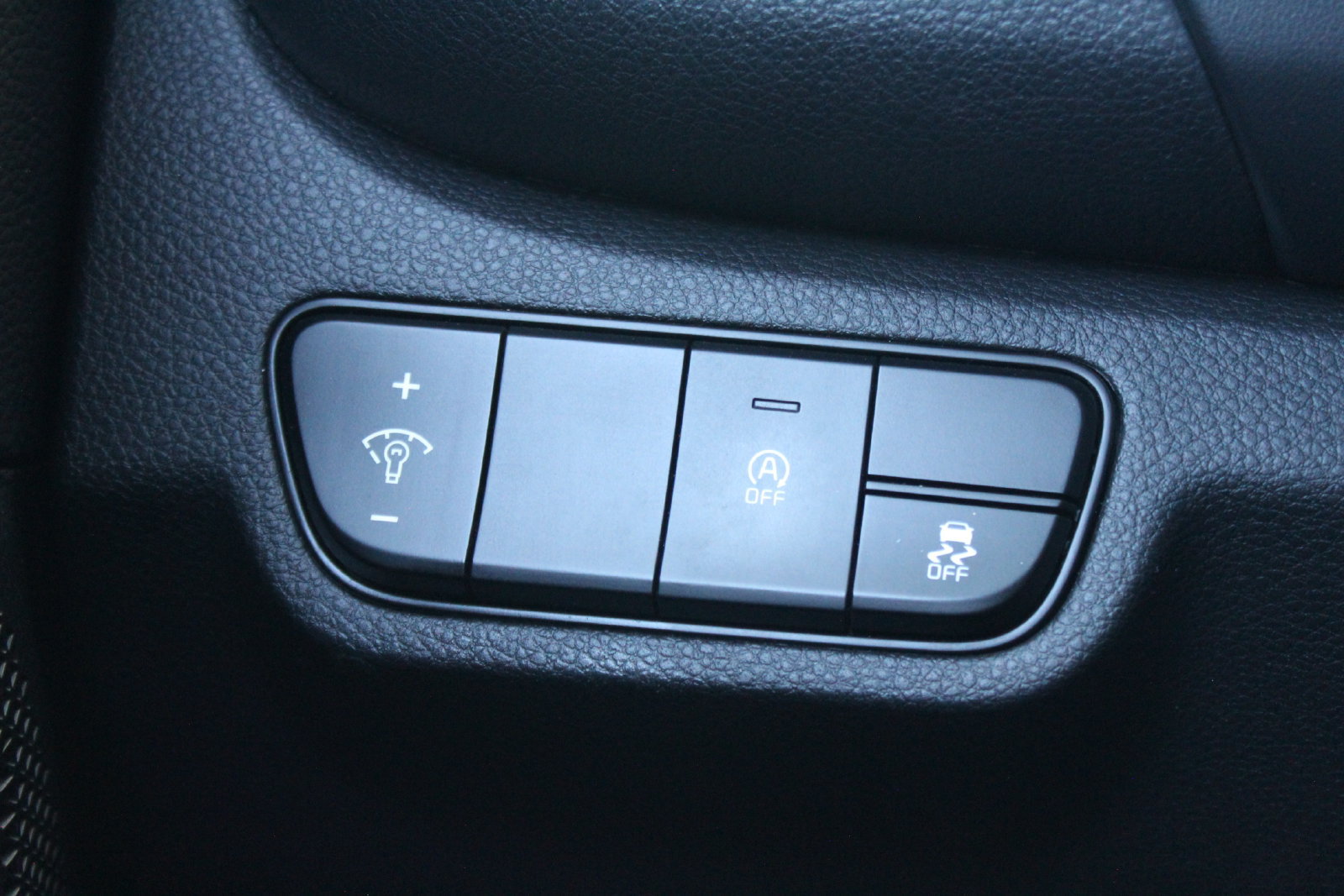Used 2024 Kia Seltos EX AWD/4WD image 35