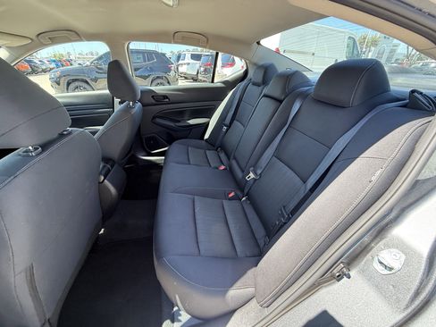 Used 2024 Nissan Altima 2.5 SV image 29