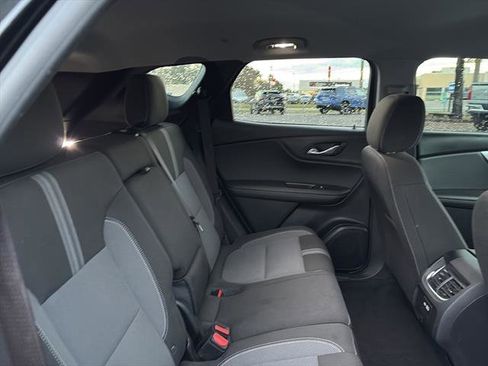 Used 2023 Chevrolet Blazer LT image 10