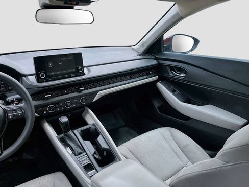 Used 2024 Honda Accord EX image 22