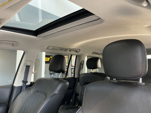 Used 2024 Nissan Armada Platinum w/ Captain's Chairs Package RWD image 35