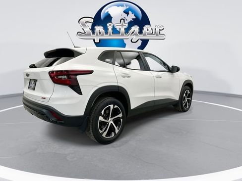 Used 2024 Chevrolet Trax RS w/ Driver Confidence Package image 12