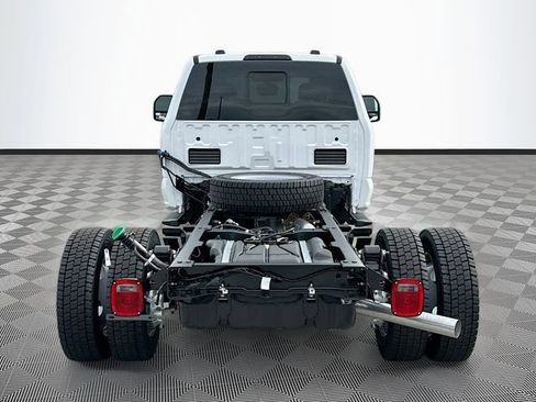 New 2026 Ford F550 4x4 Supercab Super Duty image 5