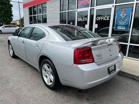 Used 2008 Dodge Charger SE RWD image 4