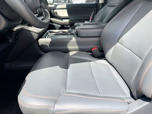 Certified 2025 Ford Expedition Max Active AWD/4WD image 25