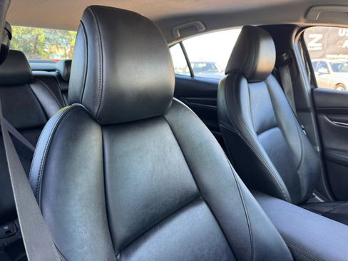 Used 2021 MAZDA MAZDA3 s FWD image 30