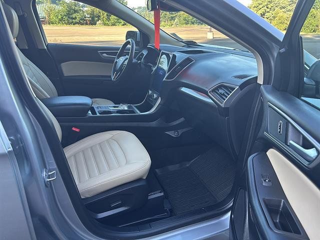 Certified 2024 Ford Edge SEL w/ Convenience Package AWD/4WD image 20
