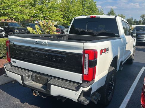 Used 2025 Ford F350 Platinum AWD/4WD image 3