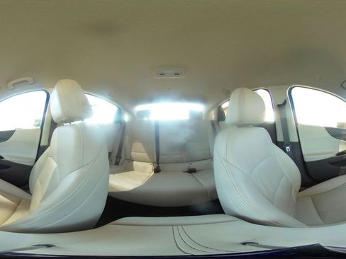 Used 2024 Chevrolet Malibu LT image 42