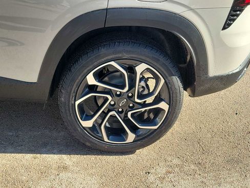 New 2026 Chevrolet Trax RS w/ Sunroof Package image 8