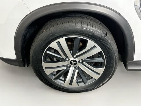 Used 2024 Mitsubishi Outlander Sport SE image 11