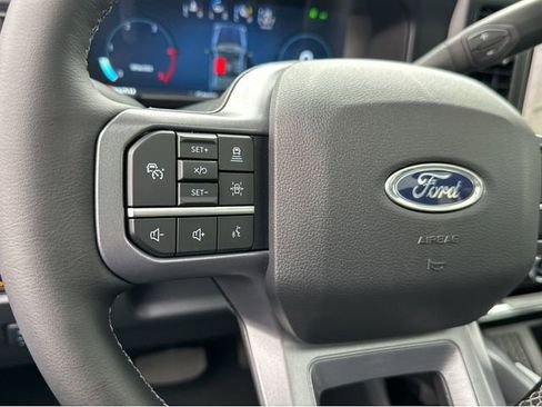 New 2025 Ford F350 Lariat w/ Lariat Ultimate Package image 26