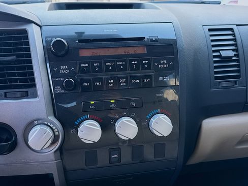 Used 2013 Toyota Tundra 2WD Double Cab image 10
