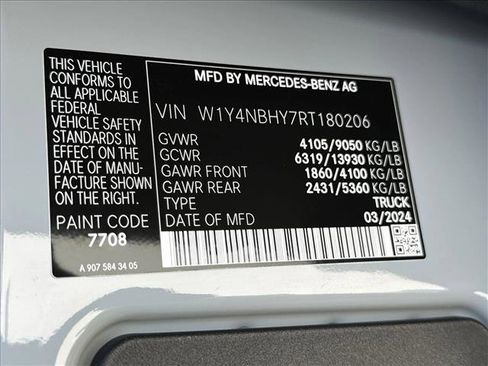 Used 2024 Mercedes-Benz Sprinter 2500 image 23