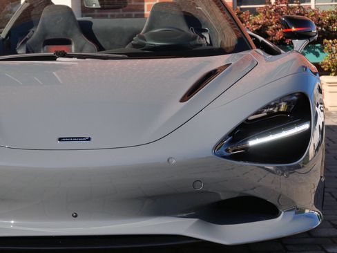 New 2026 McLaren 750S Spider image 6