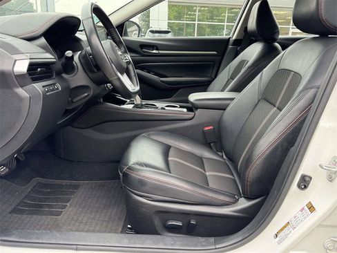 Used 2024 Nissan Altima 2.5 SR image 19