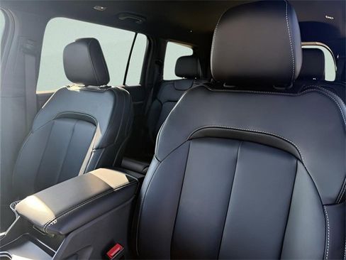 New 2025 Jeep Grand Cherokee L Limited image 21