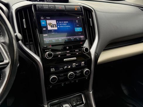 Used 2020 Subaru Ascent Limited w/ Technology Package image 23