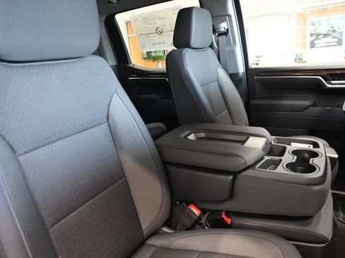 New 2026 GMC Sierra 1500 Elevation AWD/4WD image 11