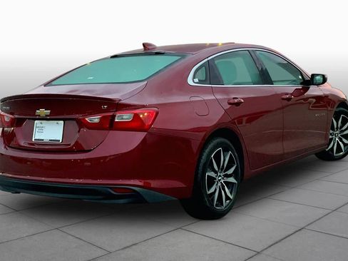 Used 2018 Chevrolet Malibu LT FWD image 11
