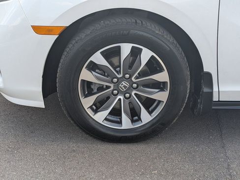 Used 2023 Honda Odyssey EX-L image 10