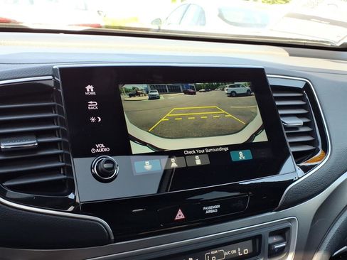 Certified 2024 Honda Passport EX-L image 19