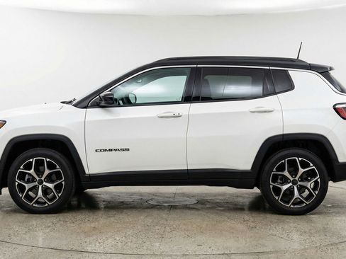 Used 2025 Jeep Compass Limited AWD/4WD image 5