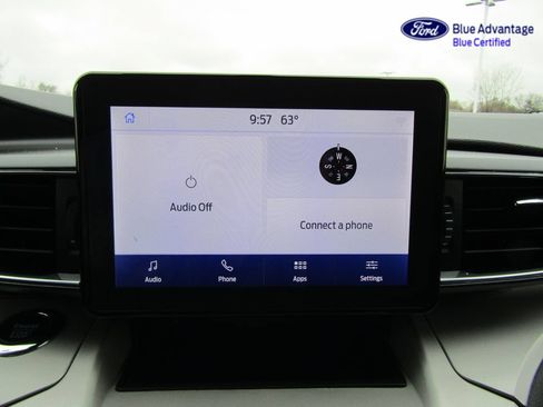 Certified 2024 Ford Explorer XLT w/ Equipment Group 202A AWD/4WD image 19