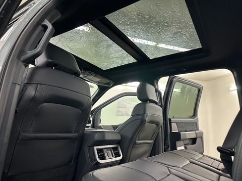 New 2026 Ford F350 Platinum w/ FX4 Off-Road Package AWD/4WD image 24