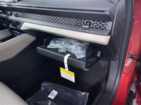 New 2025 Honda Accord SE image 30