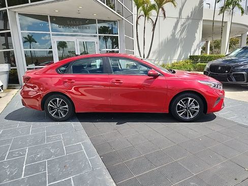 Used 2024 Kia Forte LXS image 5