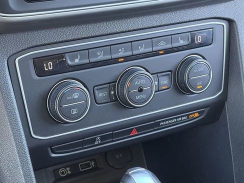 Used 2019 Volkswagen Atlas SE w/ Panoramic Sunroof Package image 30