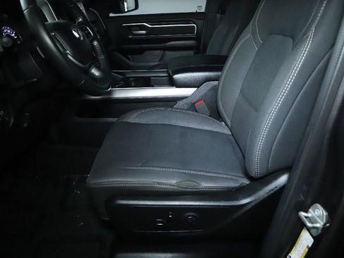 Used 2020 RAM 1500 Big Horn AWD/4WD image 18