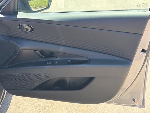 Certified 2025 Hyundai Elantra Sport FWD image 14