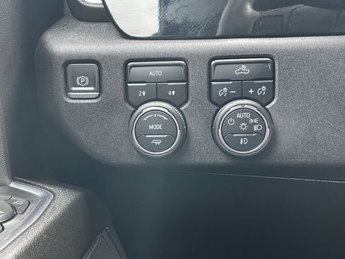 Used 2024 Chevrolet Silverado 1500 RST image 15