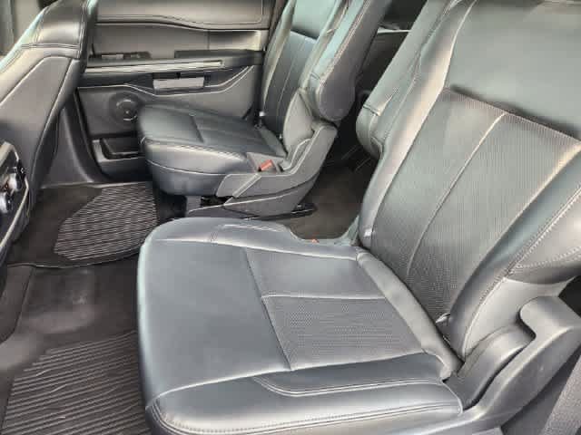 Used 2024 Ford Expedition XLT RWD image 13