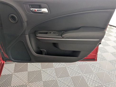 Used 2012 Dodge Charger SXT Plus image 31