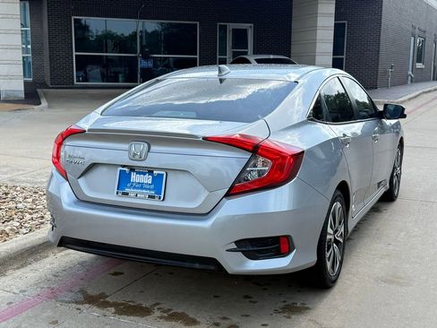 Used 2017 Honda Civic EX-L image 5