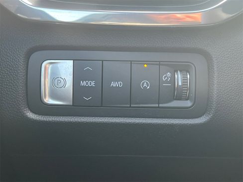 New 2026 GMC Acadia Elevation image 19