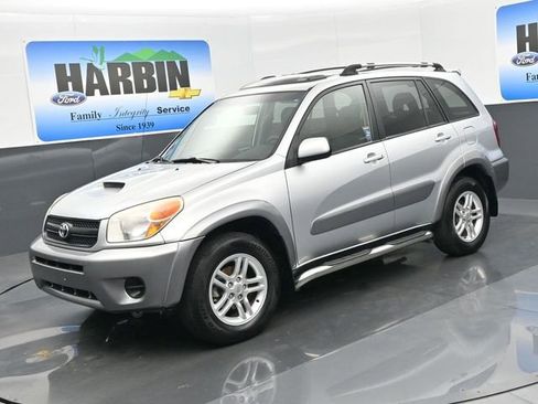 Used 2004 Toyota RAV4 2WD w/ Sport Pkg image 1