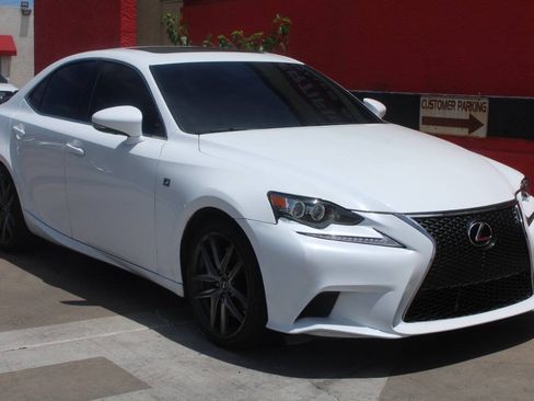 Used 2016 Lexus IS 200t w/ F Sport Package RWD image 3