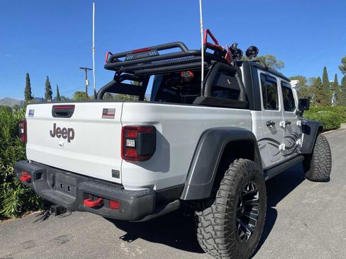 Used 2020 Jeep Gladiator Rubicon image 6