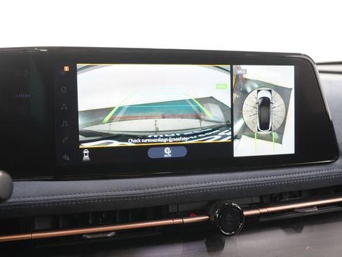 Used 2023 Nissan Ariya image 27