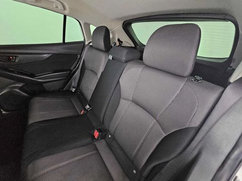 Used 2022 Subaru Crosstrek 2.0i AWD/4WD image 17